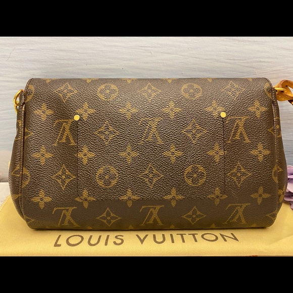 ⛔️SOLD⛔️ Favorite MM Monogram Crossbody (FL2182) - Picture 13 of 16